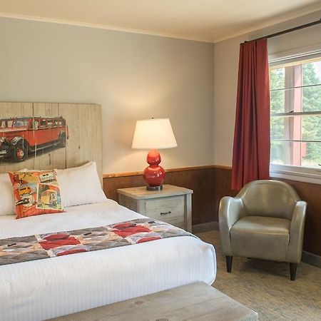 Rising Sun Motor Inn East Glacier Park Village Eksteriør billede
